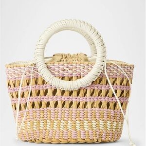 NWT $178 BTB Los Angeles
Rio Mini Woven Tote Bag